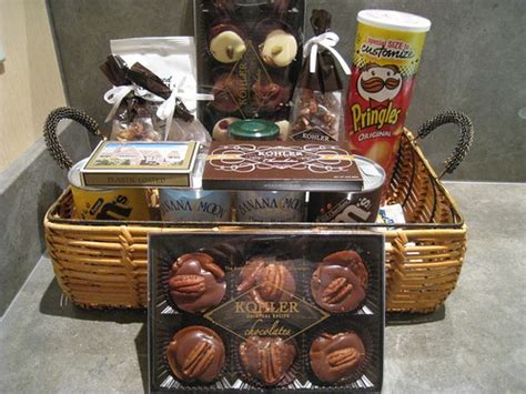 Kohler Gift Basket | This is available in every room we've e… | Flickr