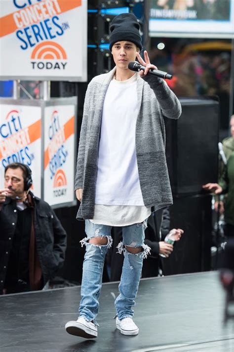 22 Times Justin Bieber's Clothes Made No Sense