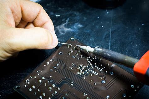 A Beginner's Guide To The PCB Manufacturing Process - Viral Rang