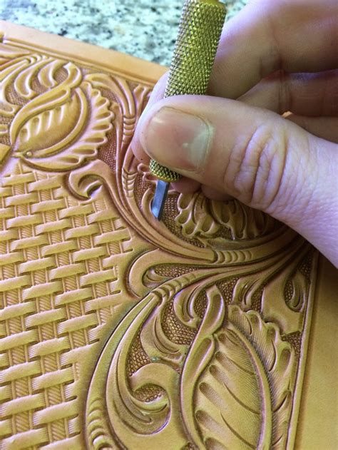 My Leather Floral Tooling Process - Don Gonzales Saddlery