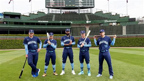 Chicago Cubs' alternate City Connect MLB jerseys unveiled