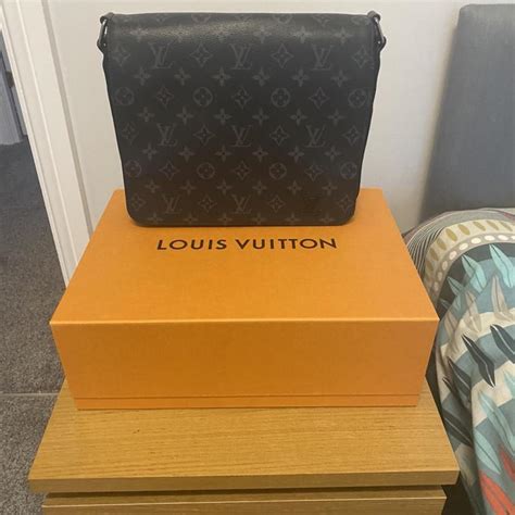 Louis Vuitton monogram bag medium sized bag good for... - Depop