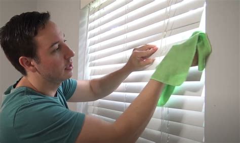 5 Best Ways to Clean Window Blinds