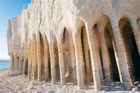 Mystery Of Crowley Lake Columns Solved - Geology In | Stone columns, Geology, Lake