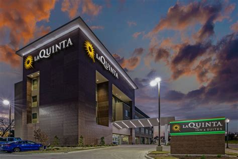 La Quinta Inn and Suites by Wyndham Waco Downtown - Baylor | Waco, TX ...