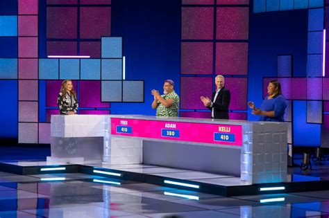 Leah Remini-Hosted ‘People Puzzler' Syndicated Game Show Renewed For ...