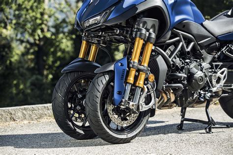 Yamaha Niken GT Brings Proper Sport-Touring to Three Wheels - Asphalt & Rubber