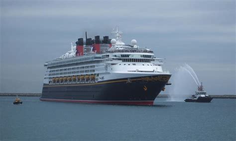 Cruise Ship Disney Magic