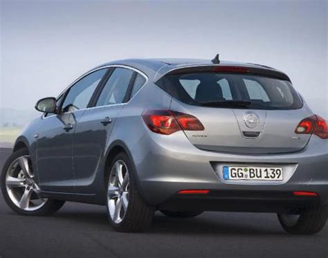 Opel Astra J Hatchback Photos and Specs. Photo: Opel Astra J Hatchback ...