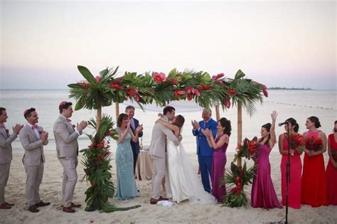 The Baha Mar Wedding Venue: A Wedding Planner’s Guide - Chic Bahamas ...