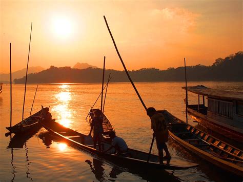 Chasing Sunset at Mekong River, Laos | life to reset