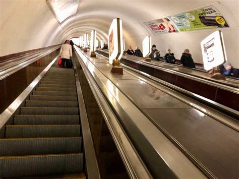 Kiev metro: How to use it, and the stations you MUST visit! - Reading the Book Travel