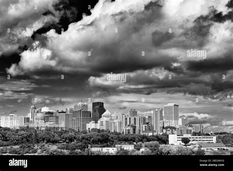 Edmonton skyline, Alberta, Canada Stock Photo - Alamy