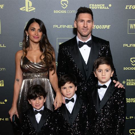 Lionel Messi Girlfriend Pregnant