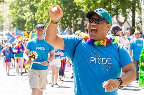 Photos: Thousands attend 2018 Seattle Pride Parade | Seattle Refined