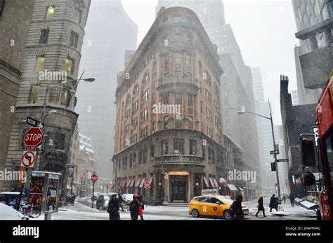 Manhattan street view after a snowstorm, New York City Stock Photo - Alamy