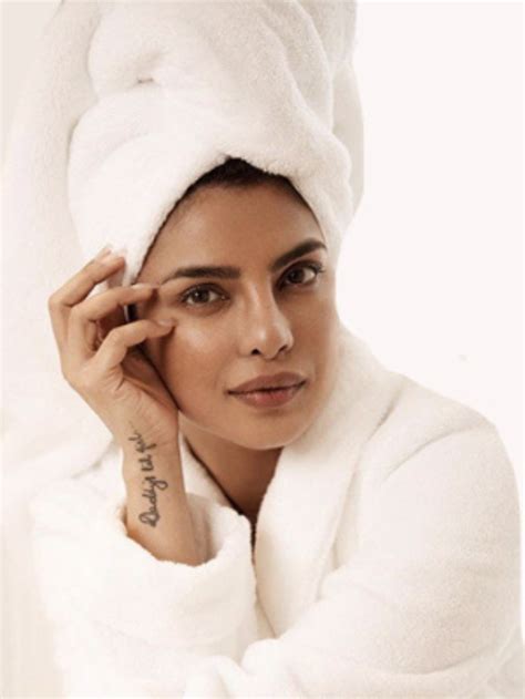 Priyanka Chopra's Moisturizing Haircare Routine