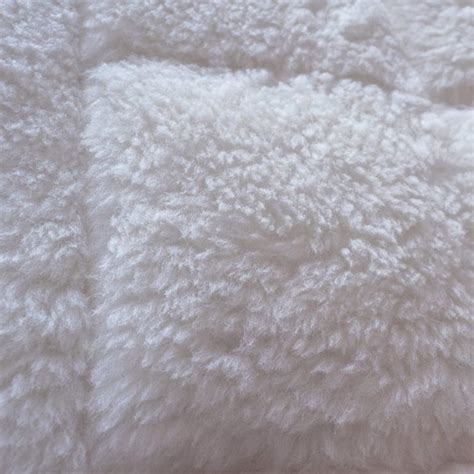 Top 10 Best Wool Mattress Pad - Thick & Warm For Winters - MattressDX.com