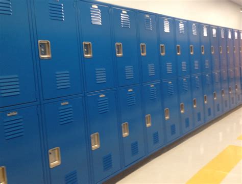File:Blue lockers at IATCS.jpg - Wikimedia Commons