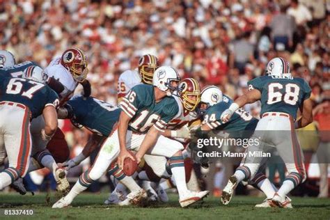 Super Bowl XVII, Miami Dolphins QB David Woodley in action vs... News Photo - Getty Images