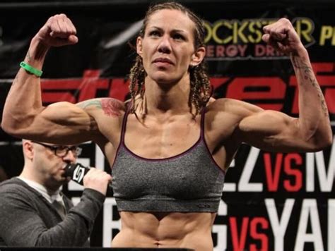 Top 10 Best Female UFC Fighters 2020 - SportsGeeks