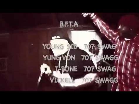 2Pac Coachella 2012 Reaction Hologram Performance Tupac - pT - YouTube