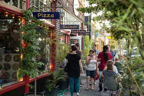 The 6 Best Portland Neighborhoods to Explore on Vacation