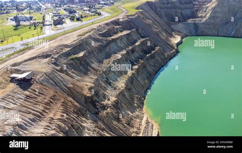 Berkeley Pit viewing platform, Butte, Montana, USA Stock Photo - Alamy