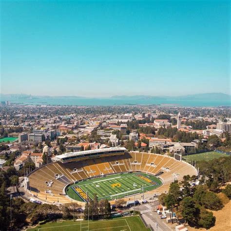 California Memorial Stadium. Berkeley, CA. Capacity: 62,467. [1080x1080 ...