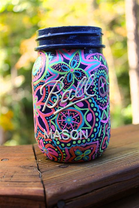 Cute Mason Jar Art | DIY & Crafts