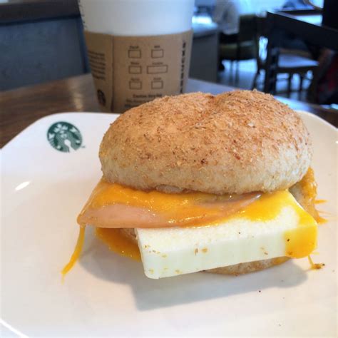 The New Starbucks Breakfast Review - $6.90 Breakfast Sets (SG) | ♕ HerPenandFork