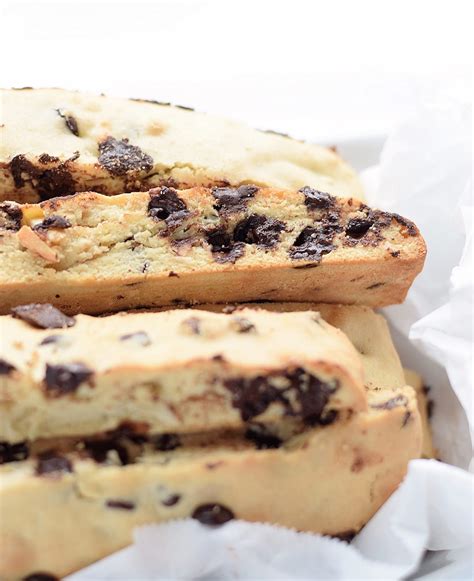 Easy Chocolate Chip Almond Biscotti | Truffles and Trends