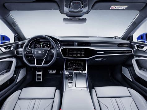 Audi A7 Sportback, clásico, elegante y familiar. El automóvil tres en uno