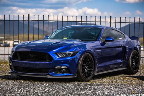 Deep Impact Blue 2016 Ford Mustang