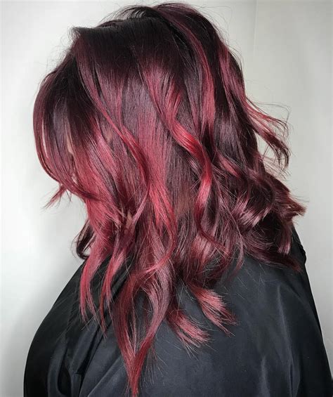 50 Beautiful Burgundy Hairstyles - Hair Adviser