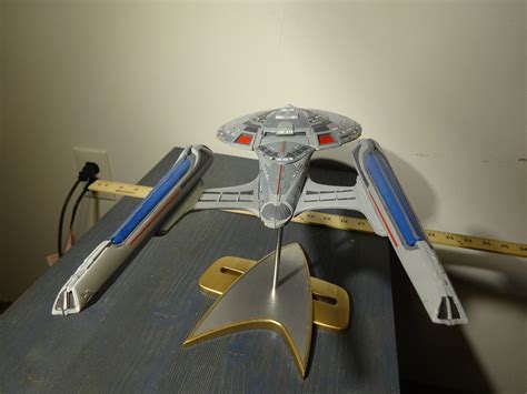 Star Trek USS Enterprise 1701E -- Science Fiction Plastic Model Kit -- 1/1400 Scale -- #853 ...