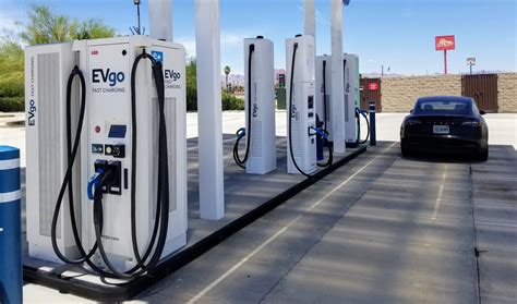 Nissan & EVgo Redouble Efforts To Expand Fast Charging With 200 New Stations Planned