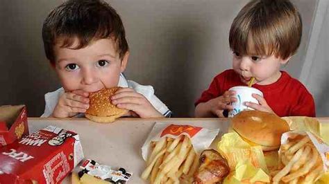 Children eating Mcdonald's. (unhealthy) Healthy Kids, Easy Healthy ...