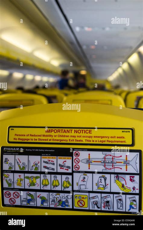 Ryanair Boeing 737-800 cabin interior Stock Photo - Alamy