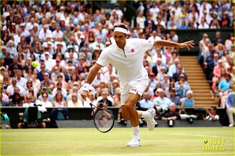 Novak Djokovic Defeats Roger Federer to Win Wimbledon 2019: Photo ...