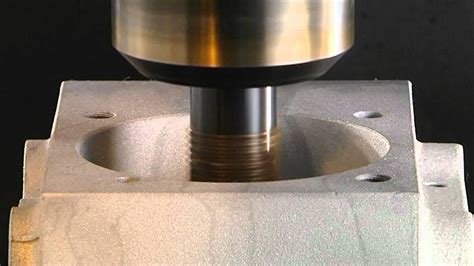 VARGUS VARDEX MiTM - Multi-Flute Indexable Thread Milling for Fast Machining - YouTube