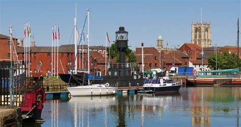 Hull Ferries: Port Info & Travel Guide | Ferryhopper