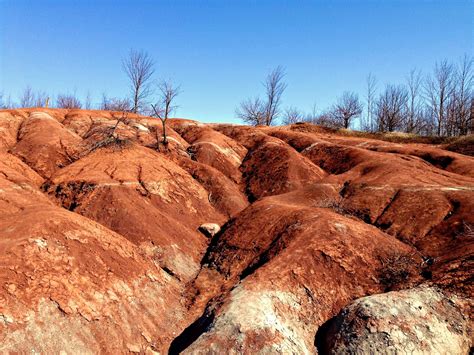 Dundas Valley Outdoors: Discovering the Cheltenham Badlands Trail