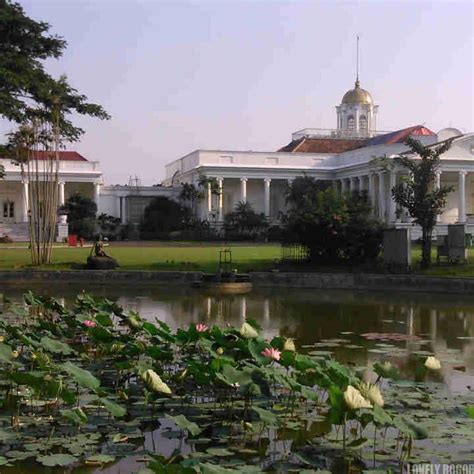 Bogor Palace : The History of The Heart of Bogor - Lovely Bogor