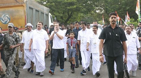 Congress Bharat Jodo Yatra Highlights: Rahul Gandhi resumes padyatra ...