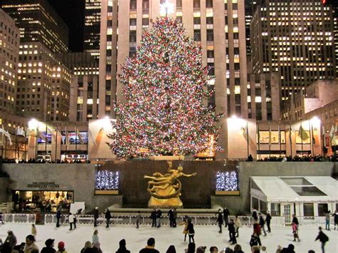 New York Times Square Christmas Tree Wallpapers - Top Free New York ...