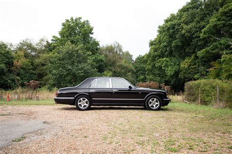 1998 BENTLEY ARNAGE GREEN LABEL - 27,200 MILES