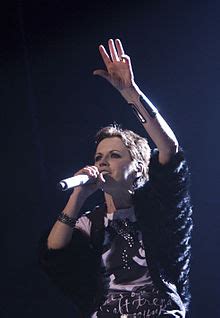 Dolores O'Riordan Songs ••• Top Songs / Chart Singles Discography ...