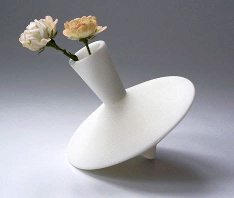 Dancing Vases - Yanko Design | Vase, Deco accessories, Ceramic art