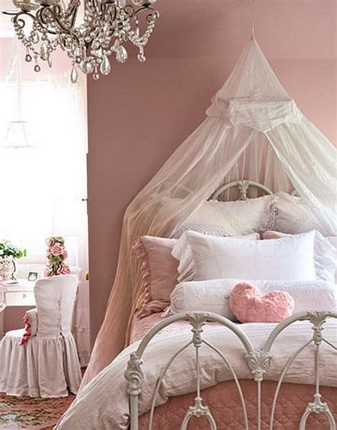 Vintage Bedroom Ideas For Girls